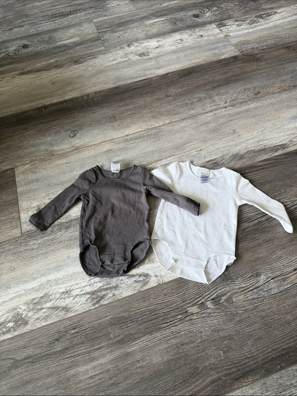 Bonds Long-Sleeve Waffle Knit Baby One-Piece in Charcoal and White